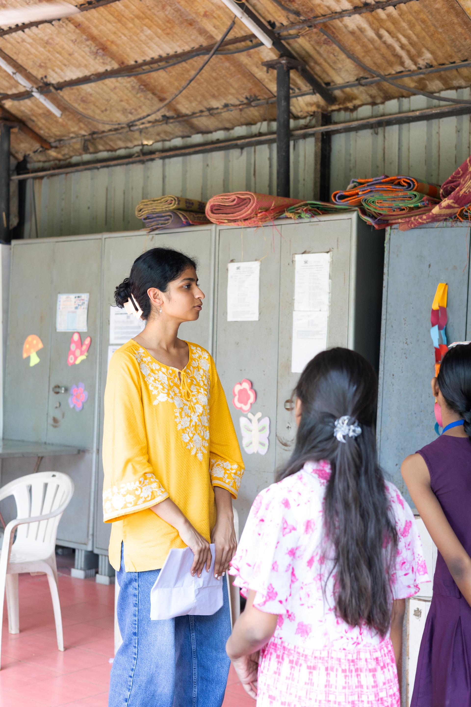 Navya Mundhra and Kanika Jain teaching and coducting workshop for Sur Saathi kids